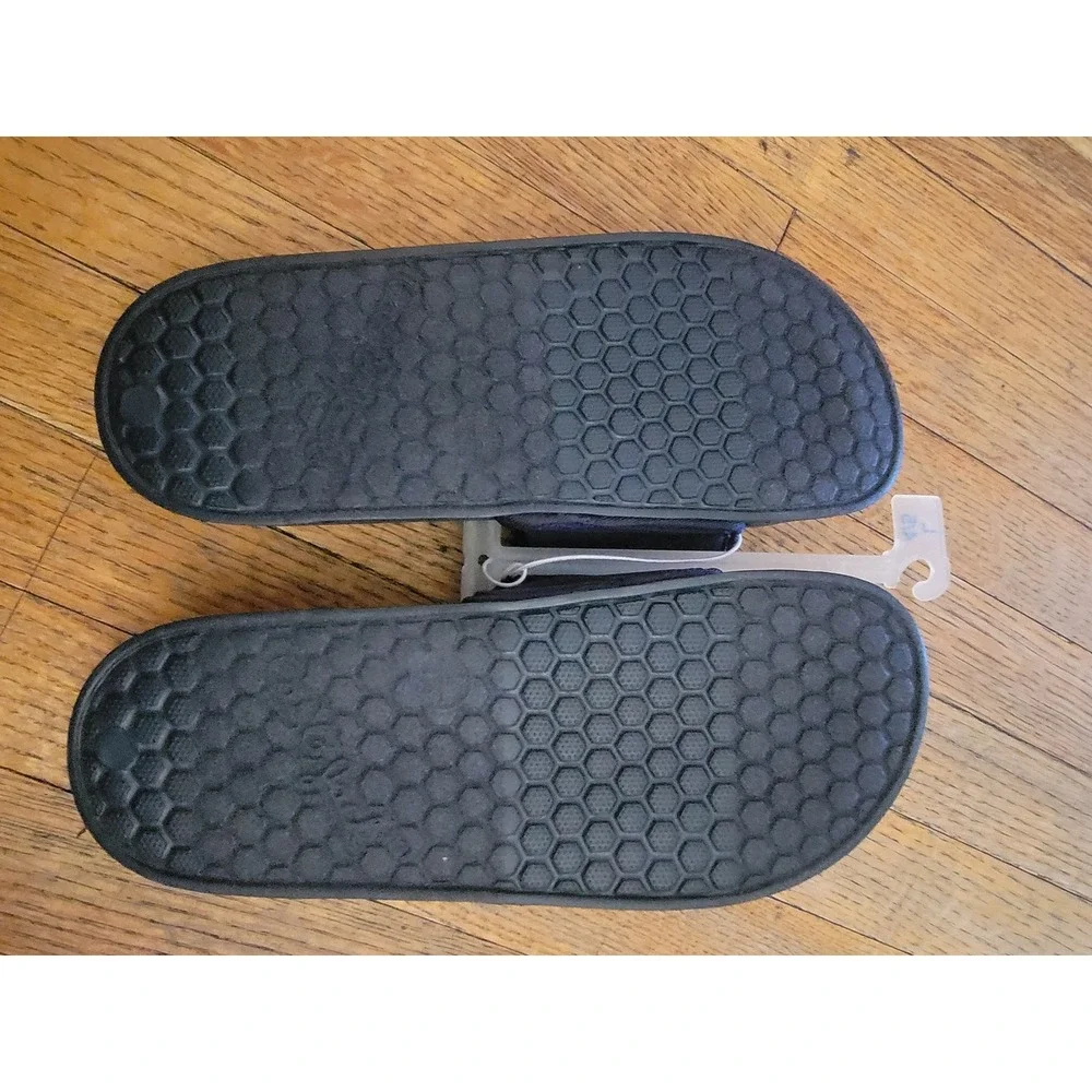 Cat & Jack Boys Navy Blue Slide Sandals Padded Strap Size L 4/5 NWT